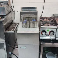 لوازم فست فودی به صورت کامل