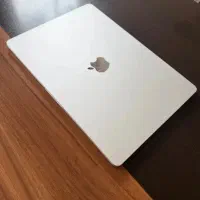 macbook air m2