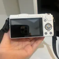 دوربین Sony Alpha 5000 با لنز 16-50mm کم‌ کارکرد|دوربین عکاسی و فیلم‌برداری|کرج, عظیمیه|دیوار