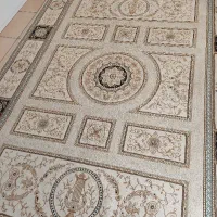 فرش ۶ متری در حد نو سالم و تمیز