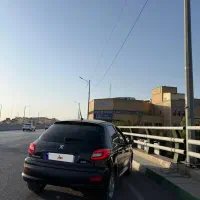 پژو207 پاناروما مدل 1402بیرنگ یک سال بیمه