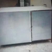 صندوق فلزی بزرگ