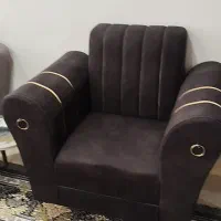 مبل در حد نو چند ماه کار     فوری|مبلمان خانگی و میز عسلی|گناباد, |دیوار