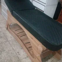 تخت دو تیکه،فشیال،ماساژ،اپلاسیون|آرایشگاه و سالن‌های زیبایی|اصفهان, رهنان|دیوار