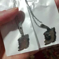 گردنبد نقشه با دو فونت