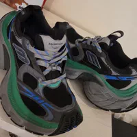 balenciaga  10x Orginal sayz42|کیف، کفش، کمربند|تهران, شهرک صدرا|دیوار