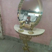 آینه و کنسول فلزی