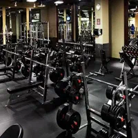 نیروی خدماتی خانم برای باشگاه