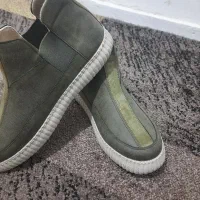 نیم بوت طبی.