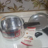 کاملا نو|ظروف پخت‌وپز|تهران, شهرک ولیعصر جنوبی|دیوار