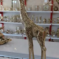 زرافه برنجی|مجسمه، تندیس، ماکت|ورامین, |دیوار
