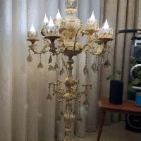 لوستر کنار سالنی سلطنتی|لوستر و چراغ آویز|اهواز, فرهنگ شهر|دیوار