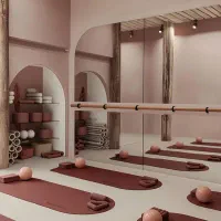 مربی فیتنس، بدنسازی و یوگا بانوان