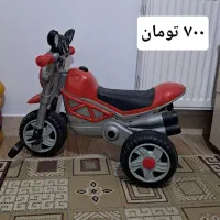 وسایل بچه سه چرخه،راکر،کیف،تابلو،کفش و لباس|اسباب و اثاث بچه|شهریار, رضی آباد بالا|دیوار