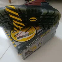 کفش کار سایز 38کاملا اورجینال کاربرانی نیست|کیف، کفش، کمربند|ری, ظهیرآباد|دیوار