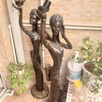 مجسمه آباژوری