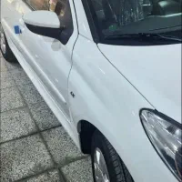 پژو207it5p سقف شیشه دنده‌ای صفر، سفید