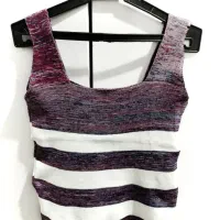 چند عدد کراپ لباس باشگاهی و شلوارک