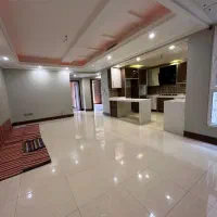 100 متر / دو پارکینگ سندی / اباذر زیر شالی / 7ساله