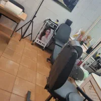 دعوت به همکاری در سالن زیبایی