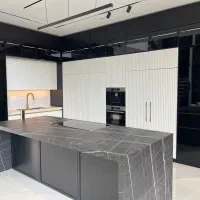 برشکار و کارگر ساده