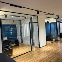 اجرای درب اتوماتیک‌کرکره برقی‌‌سکوریت‌پارتیشن شیشه