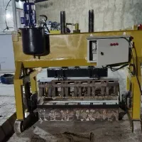 بلوک زن نیم اتومات کم کار به همرا میکسر و فرغون