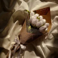 گل لاله و رز روبانی|گل مصنوعی|دماوند, گیلاوند|دیوار