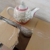 قوری فقط 60