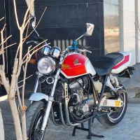 cb1000