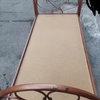 تخت فلزی یک نفره