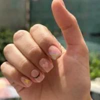 مدل کاشت و ترمیم ناخن