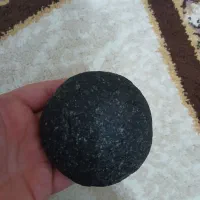 سنگ عجیب و کهنه