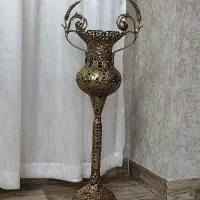 گلدان برنزی