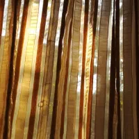 پرده خوشرنگ طللایی جنس اعلا ۲۰۰۰۰۰۰م