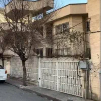 ۳۰۰ متر    گلریزان    جنوبی / کوچه ۱۲ متری