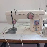 چرخ خیاطی ژانومه 802و سردوز سه نخ