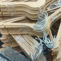 چوب لباسی تمیز