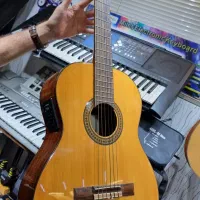 گیتار حرفه ای admira