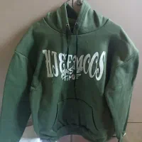 هودی با چاپ در چهار رنگ‌بندی در چهار سایز