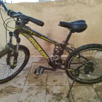 دوچرخه Overlord