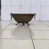 ظرف مسی قدیمی سنگین|کلکسیون اشیاء عتیقه|خرم‌آباد, |دیوار