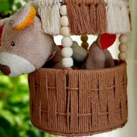 لوستر آویز سقفی مکرومه طرح بالن کودک