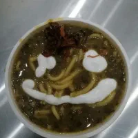 کارگر فروشنده آش فروشی