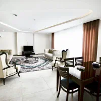 مبله آپارتمانی مدرن ، ملحفه سفید و امکانات هتلی