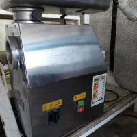 چرخ گوشت گیربکسی و صنعتی|کافی‌شاپ و رستوران|قم, باسکول|دیوار