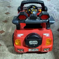 ماشین شارژی دو موتوره کم کارکرد|اسباببازی بچه|همدان, |دیوار