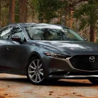 مزدا ۳ مدل ۲۰۲۵ مشکی پرمیوم