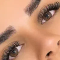 کاشت مژه و لیفت مژه و ابرو