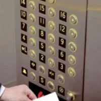 کنترل دسترسی و مدیریت تردد آسانسور مسکونی / اداری